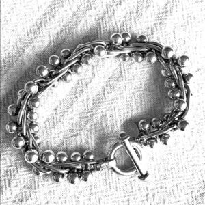 B0523 Retired Silpada Sterling DNA Bracelet